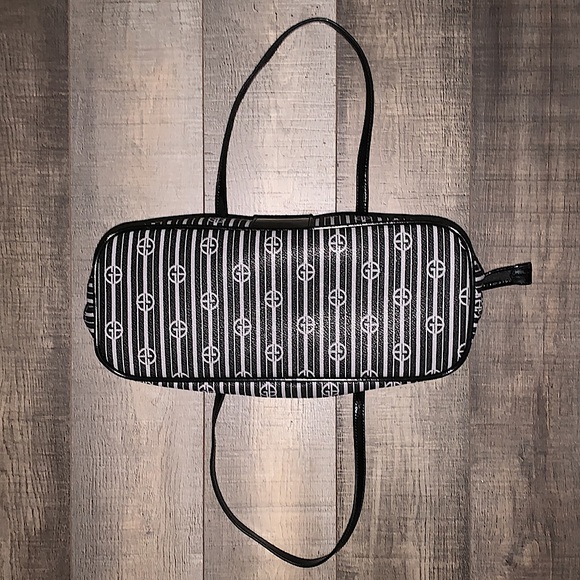 Giani Bernini Handbag - Picture 4 of 7